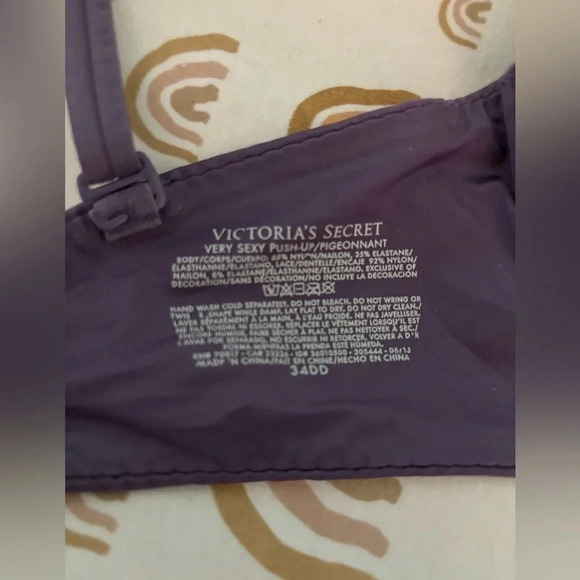 Victoria’s Secret size 34DD Very Sexy Push-Up  “ShowStopper” bra‎ adjust. Straps - Picture 5 of 5